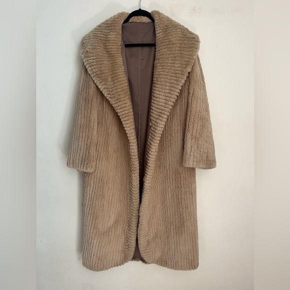 Vintage Fur Coat - Picture 1 of 9